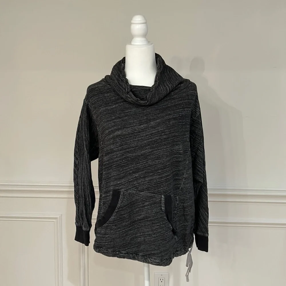 Unity Oversized Sweatshirt - Picture 1 of 6